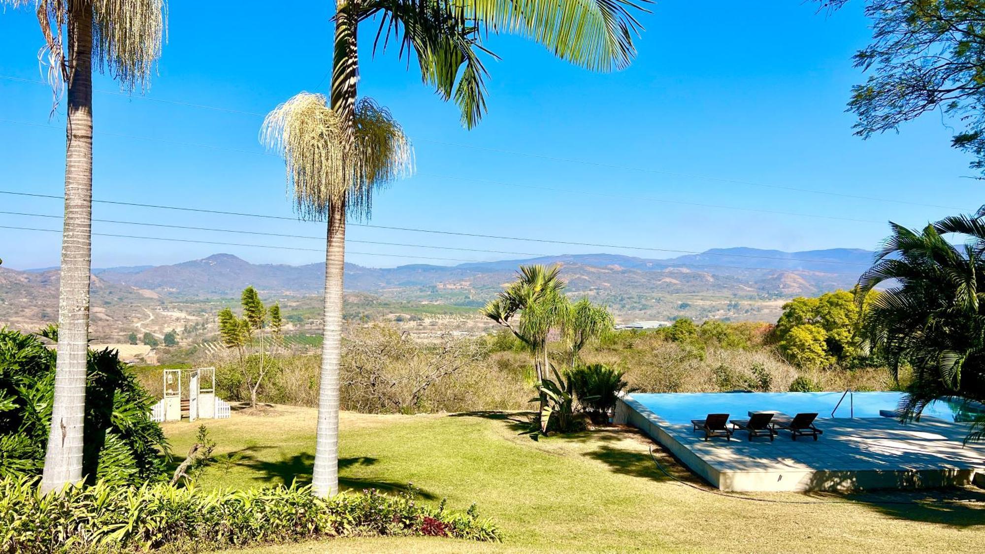Loerieroep Estate - Mountainview Selfcatering Accommodation Nelspruit Mbombela Extérieur photo